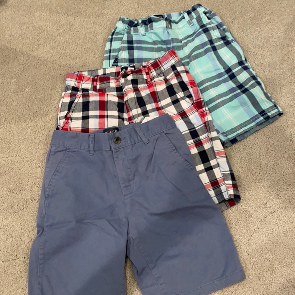Boys bundle of three shorts- size 8
